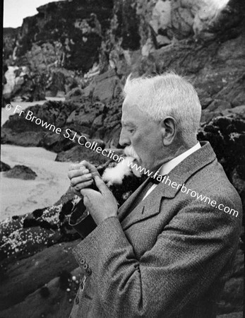 DR MICHAEL HALBOU BOTH AT COOMMOOLE STRAND DINGLE